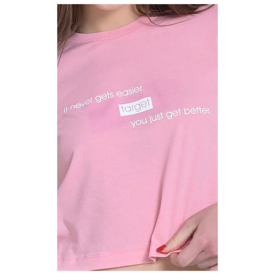 Target Γυναικεία κοντομάνικη μπλούζα Crop Top Single Jersey "Better" Target Γυναικεία κοντομάνικη μπλούζα Crop Top Single Jersey "Better"